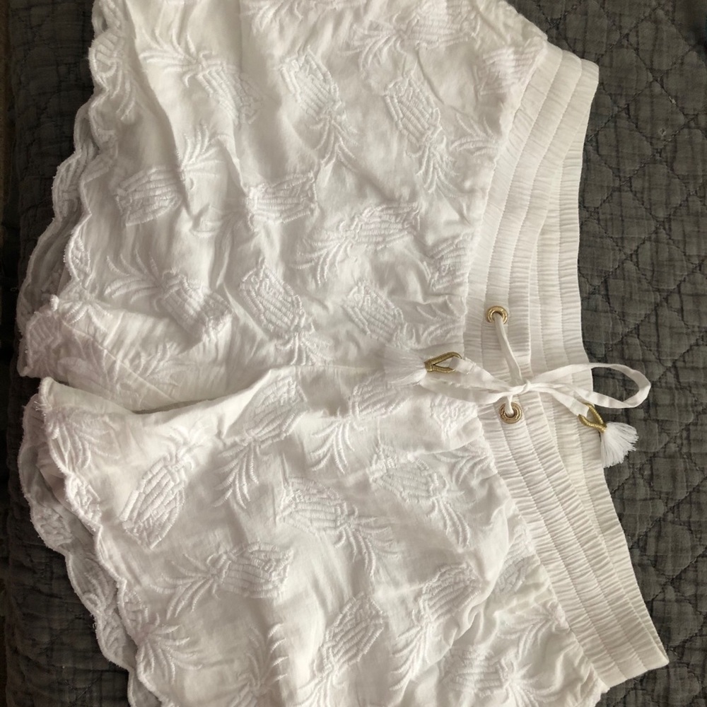 Lace shorts